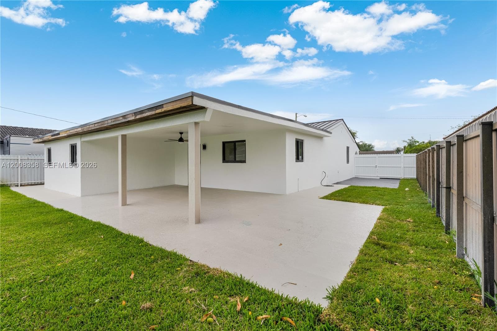 851 W 35th St, Hialeah FL 33012 — 30