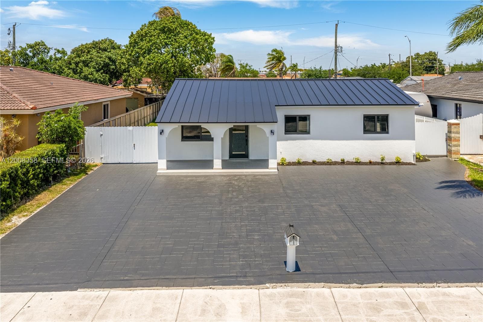 851 W 35th St, Hialeah FL 33012 — 31