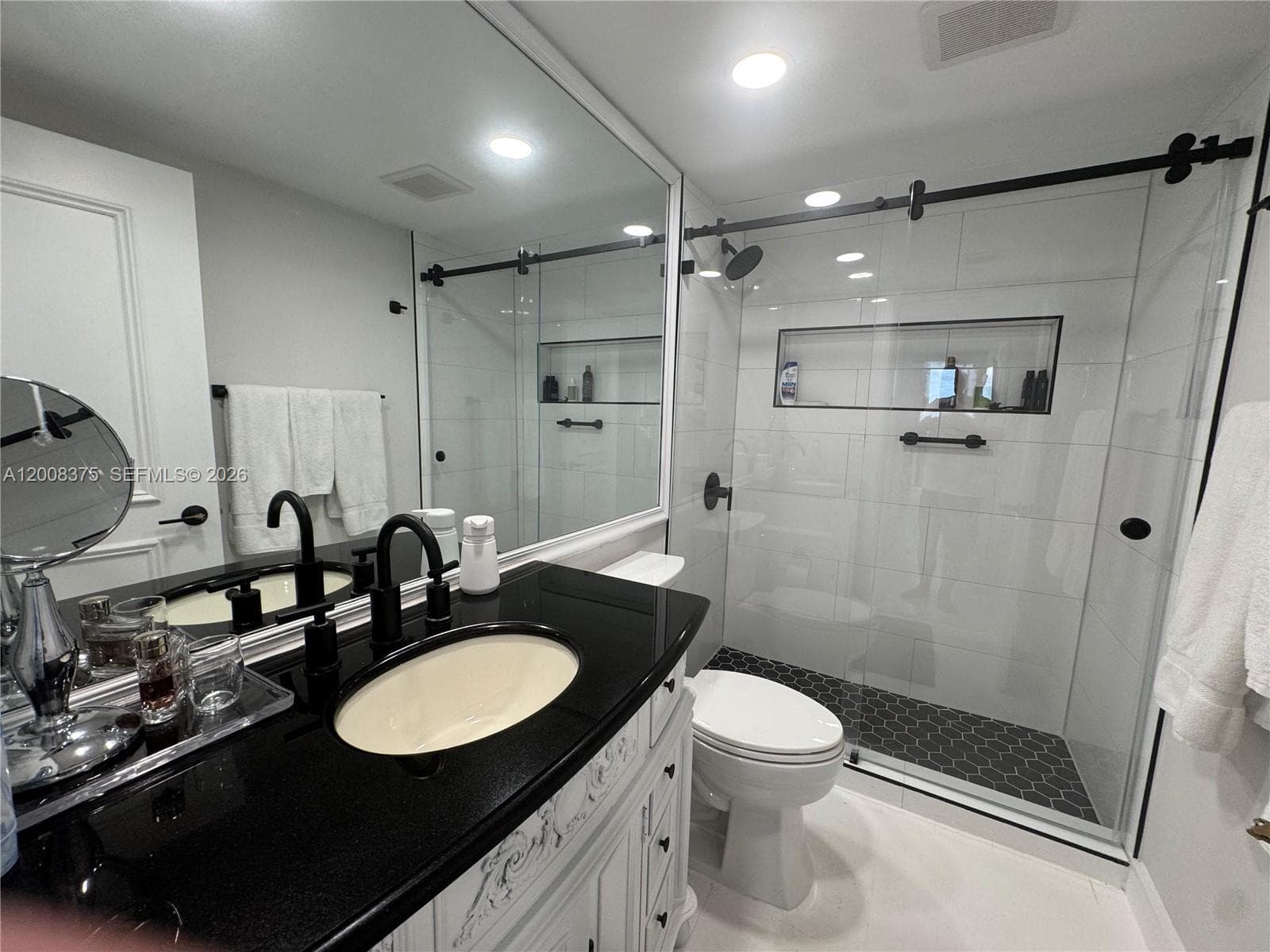 11113 Biscayne Blvd # 558, Miami FL 33181 — 11