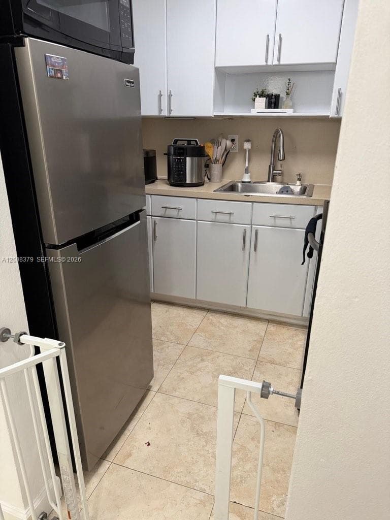 4370 NW 11th St # 206, Miami FL 33126 — 6