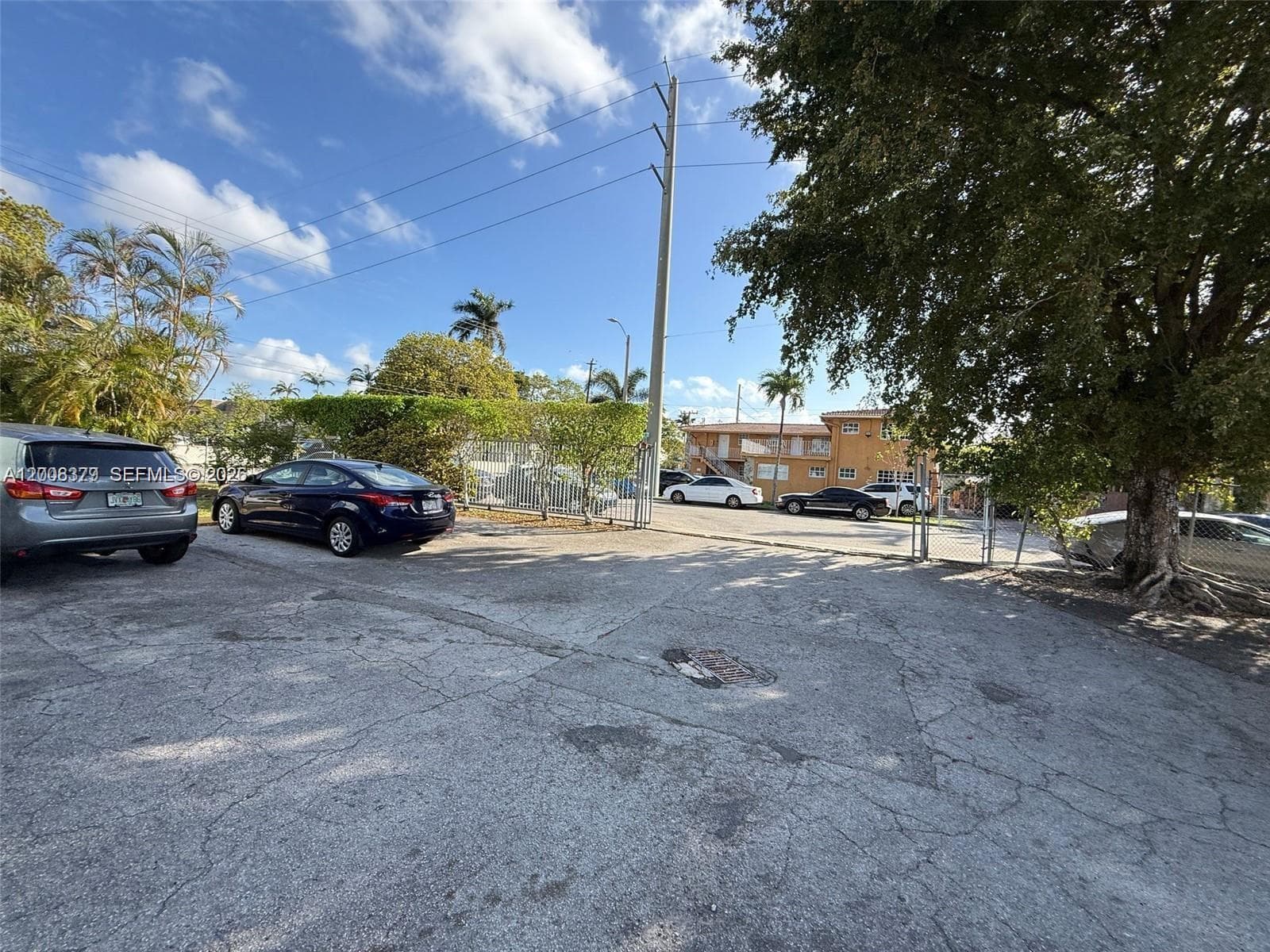 4370 NW 11th St # 206, Miami FL 33126 — 4