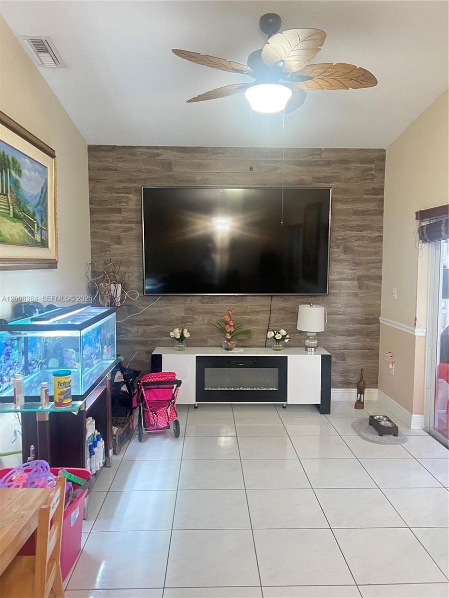 12377 NW 97th Pl # 12377, Hialeah Gardens FL 33018 — 7
