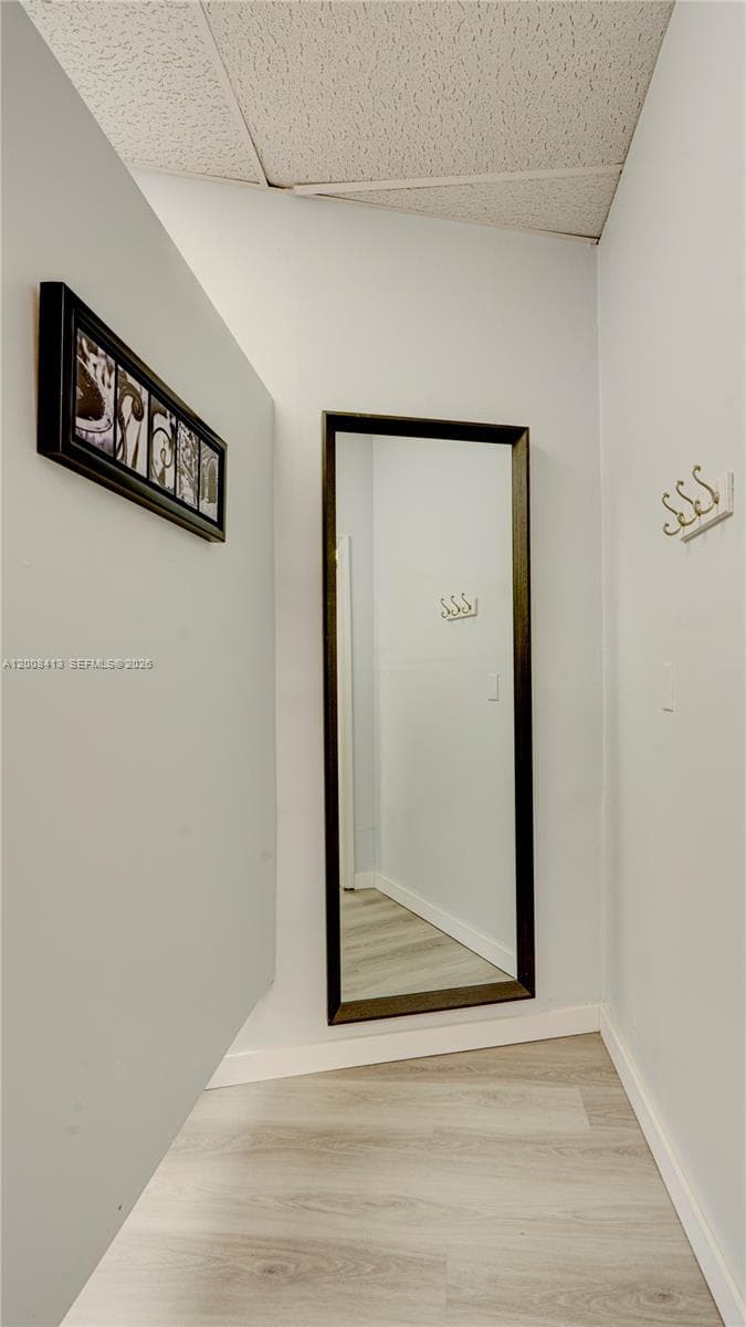 68 169 ST, Hialeah FL 33015 — 16