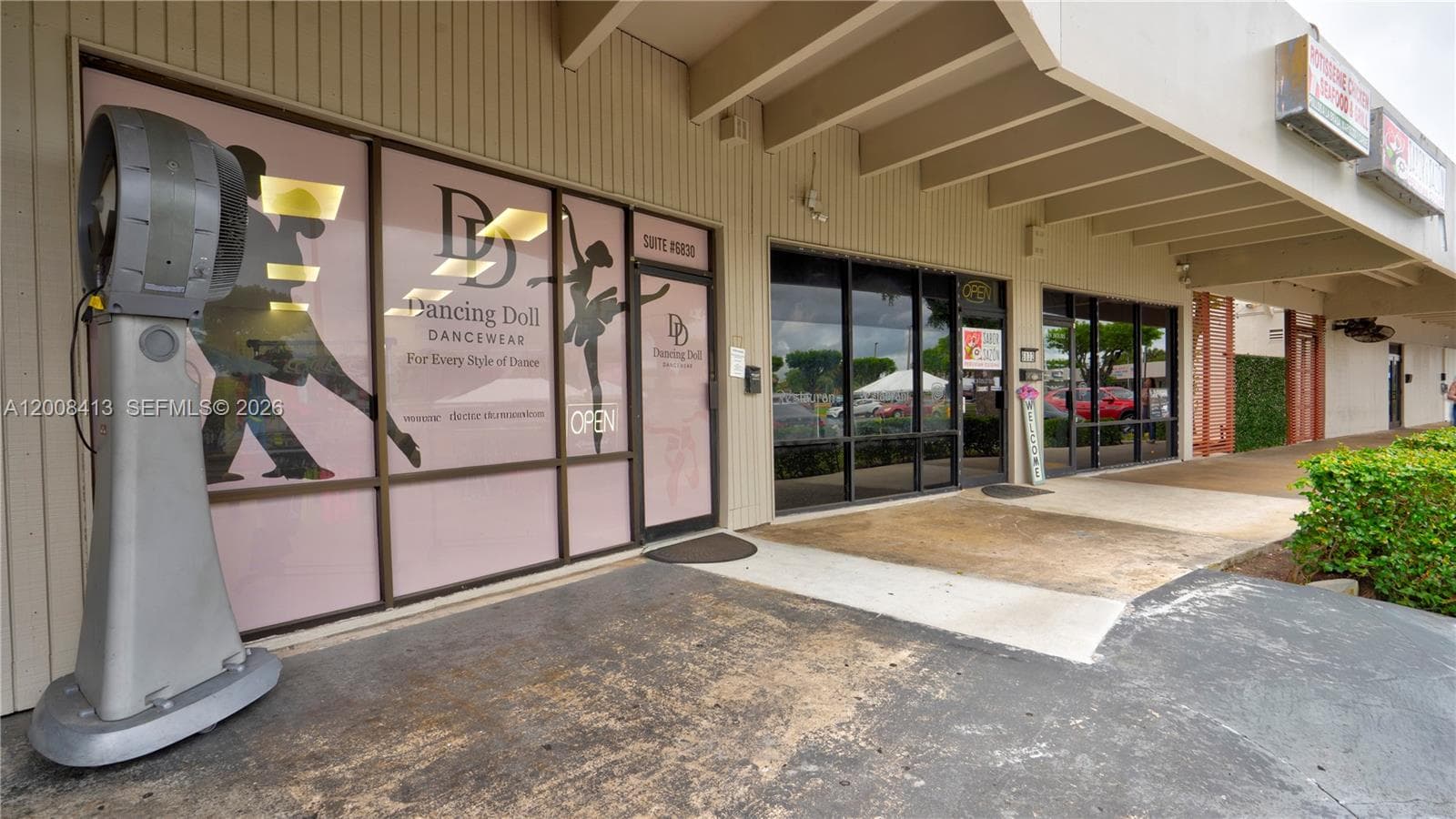 68 169 ST, Hialeah FL 33015 — 5
