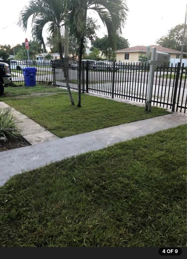 1342 NW 42nd St, Miami FL 33142 — 4