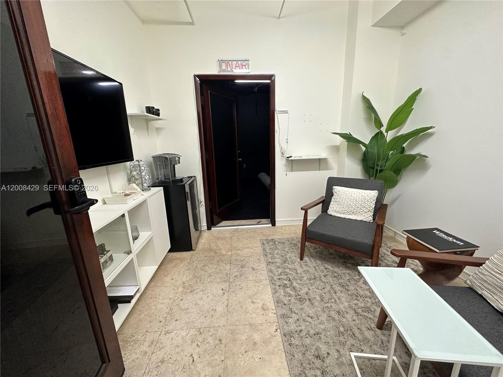 168 SE 1st St # 400, Miami FL 33131 — 6