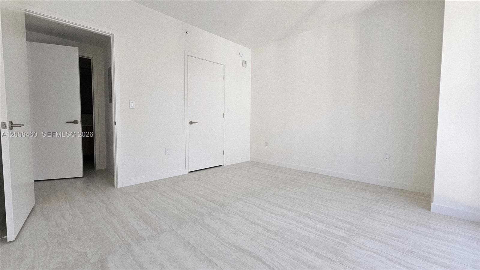77 SE 5th Street # 4014, Miami FL 33131 — 43