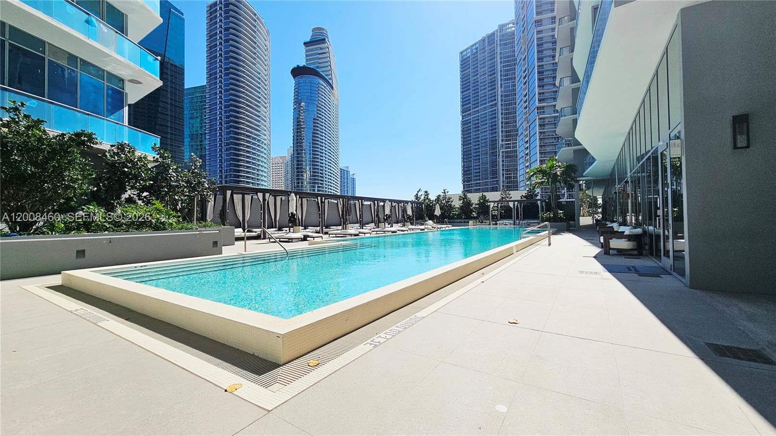 77 SE 5th Street # 4014, Miami FL 33131 — 25