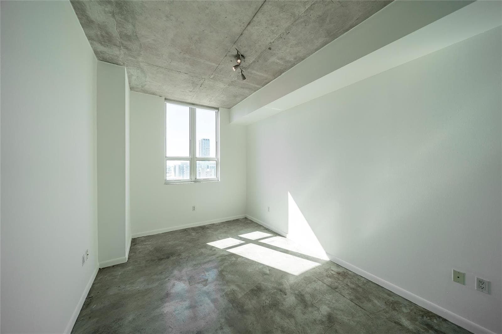 234 NE 3rd Street # 2007, Miami FL 33132 — 13