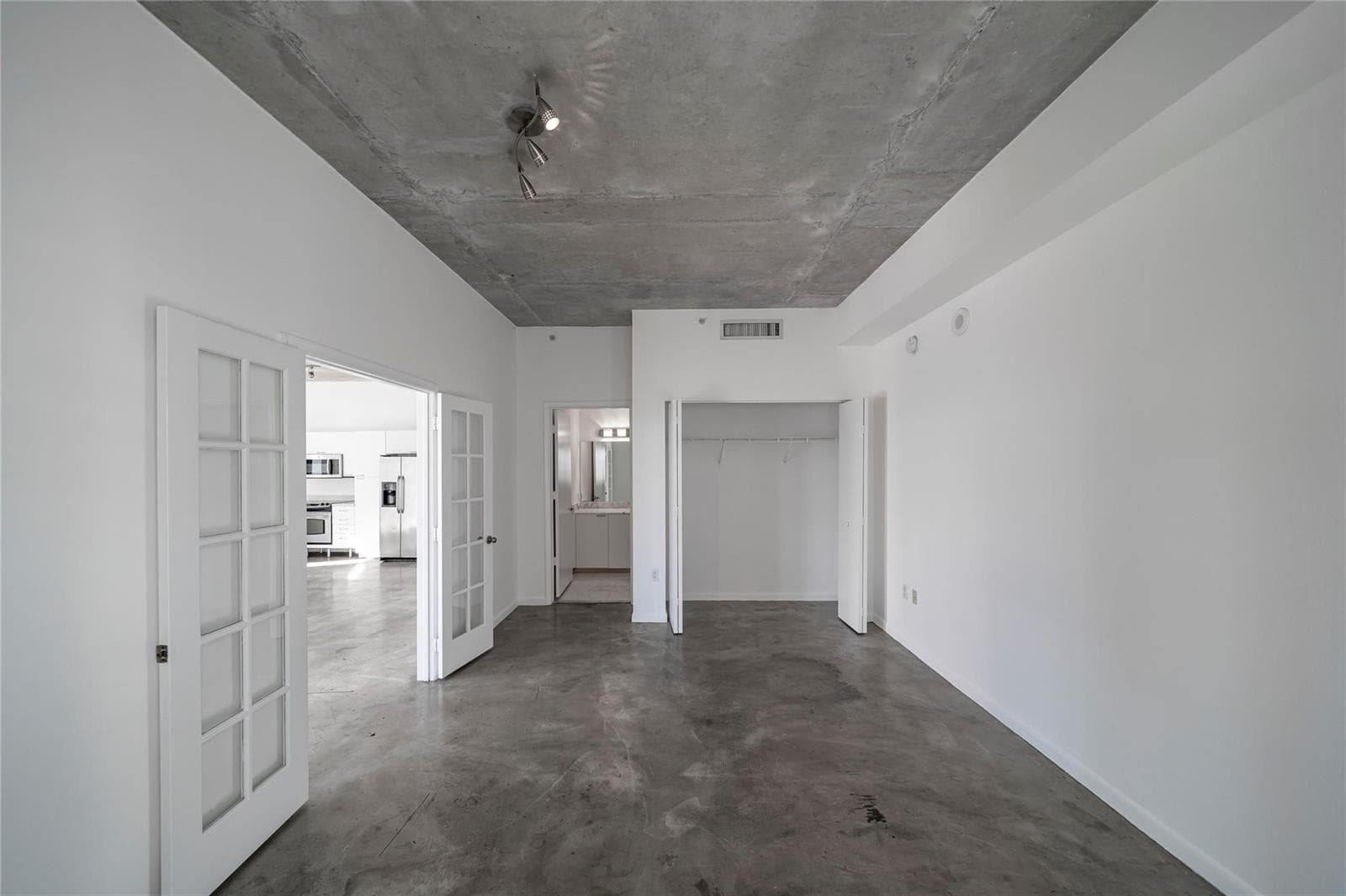 234 NE 3rd Street # 2007, Miami FL 33132 — 18