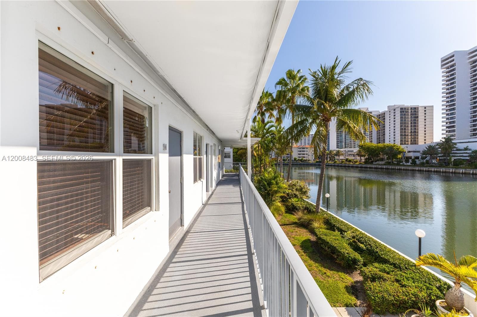 2445 Lake Pancoast Dr # M, Miami Beach FL 33140 — 12