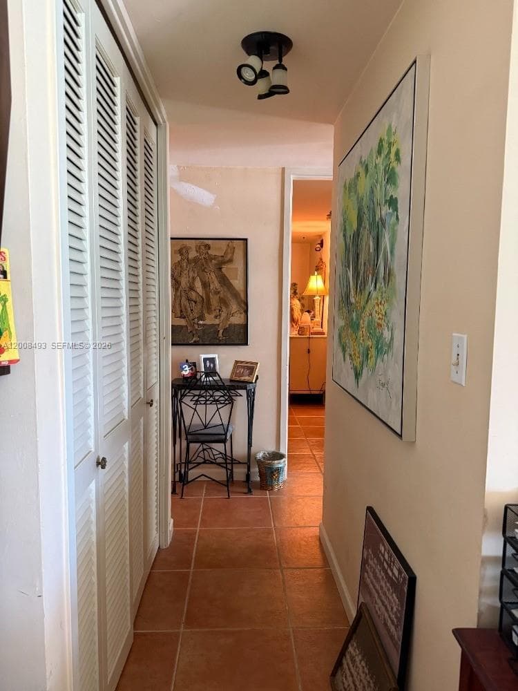 5055 Collins Ave # 4C, Miami Beach FL 33140 — 11