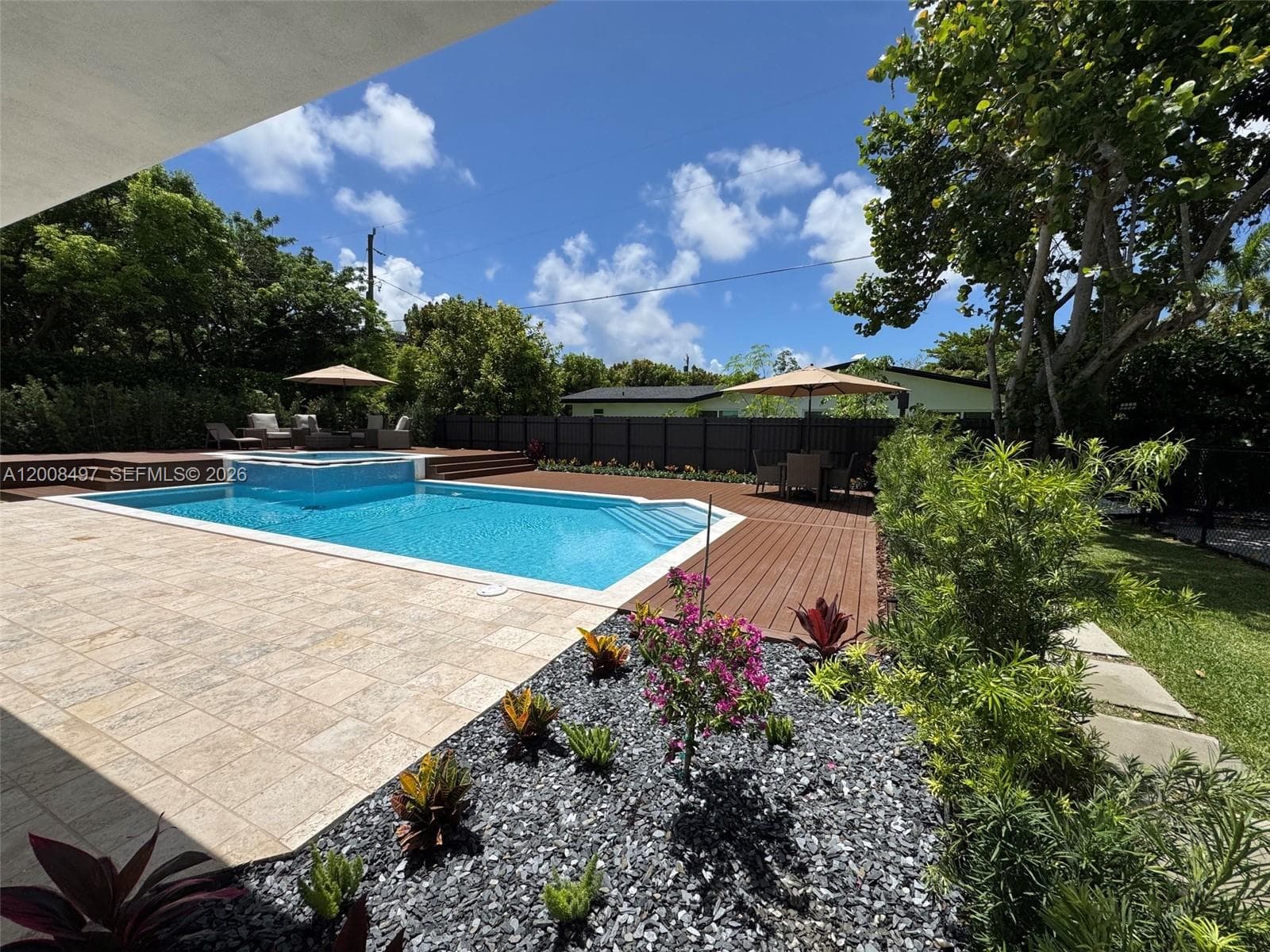 10475 SW 72nd Ave, Pinecrest FL 33156 — 16