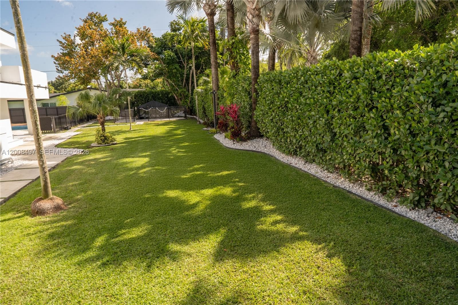 10475 SW 72nd Ave, Pinecrest FL 33156 — 9