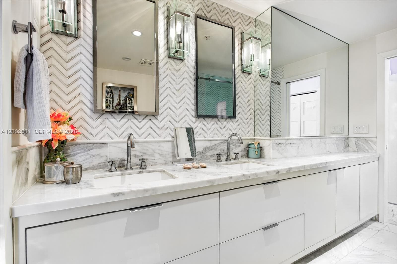 1900 Sunset Harbour Dr, Miami Beach FL 33139 — 65