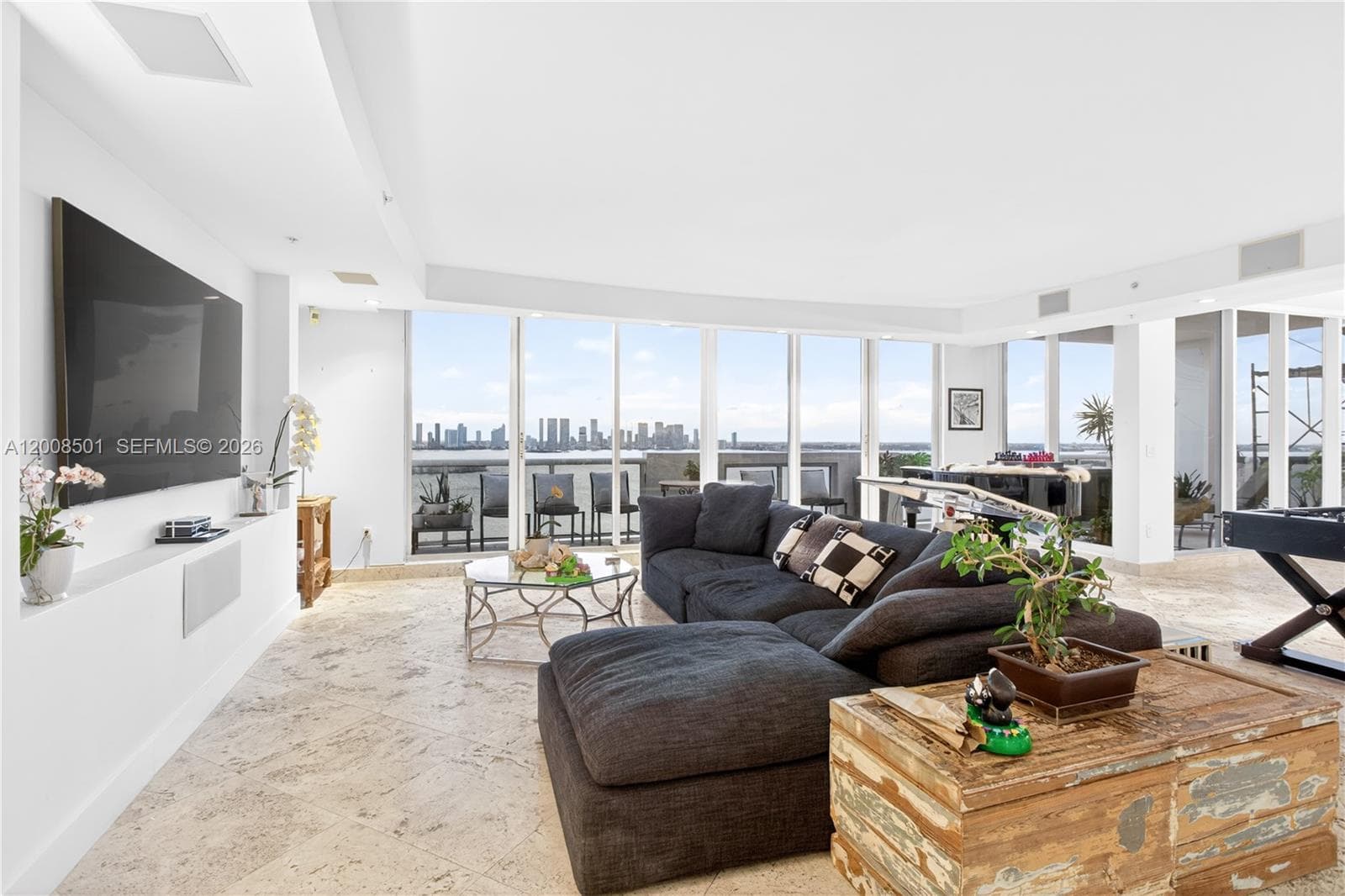 1900 Sunset Harbour Dr, Miami Beach FL 33139 — 10