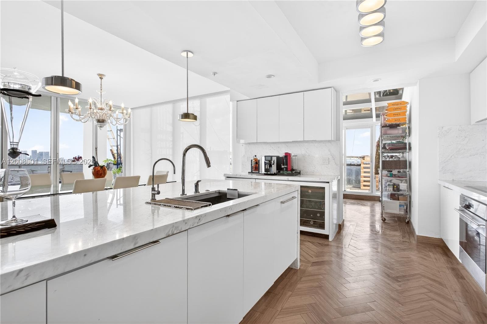 1900 Sunset Harbour Dr, Miami Beach FL 33139 — 19