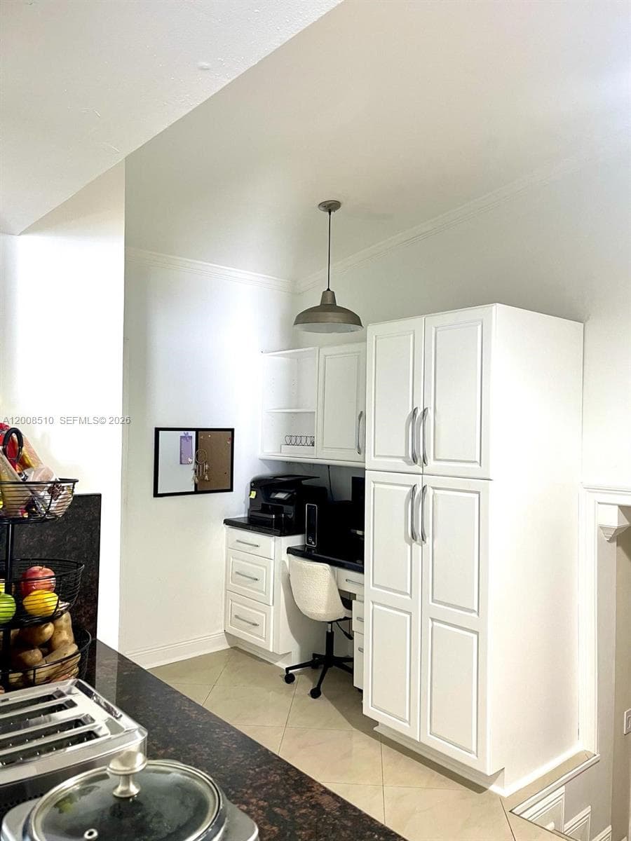 19960 Highland Lakes Blvd, Miami FL 33179 — 9