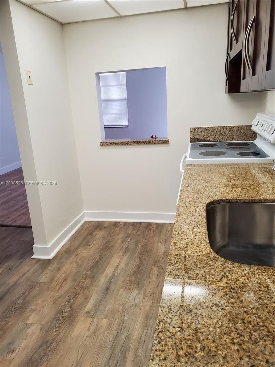 1230 NE 139th St # 409, North Miami FL 33161 — 2