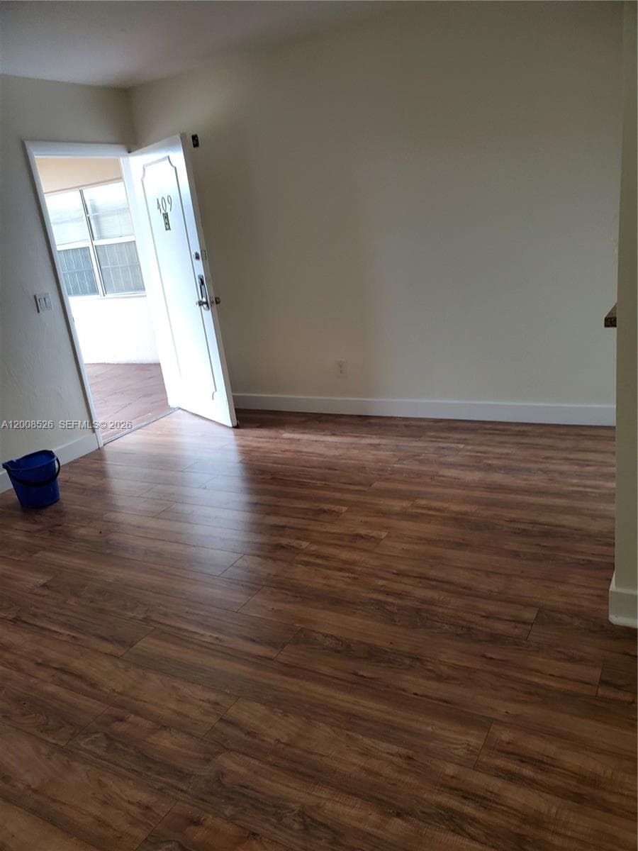 1230 NE 139th St # 409, North Miami FL 33161 — 6