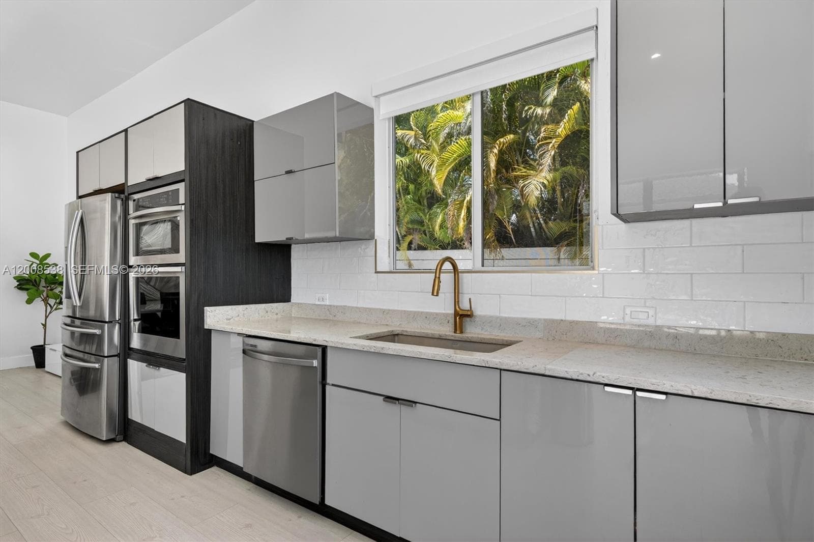 11811 SW 82nd Rd, Miami FL 33156 — 15