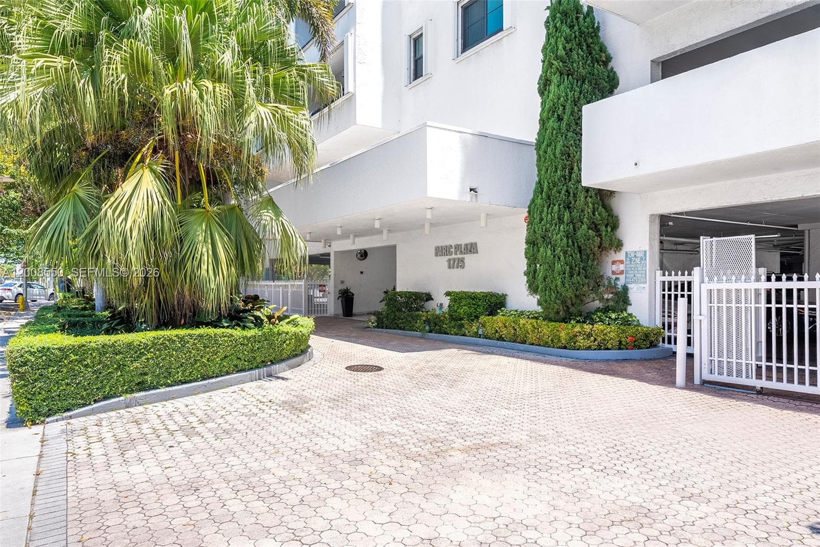 1775 Washington Ave # 8F, Miami Beach FL 33139 — 33