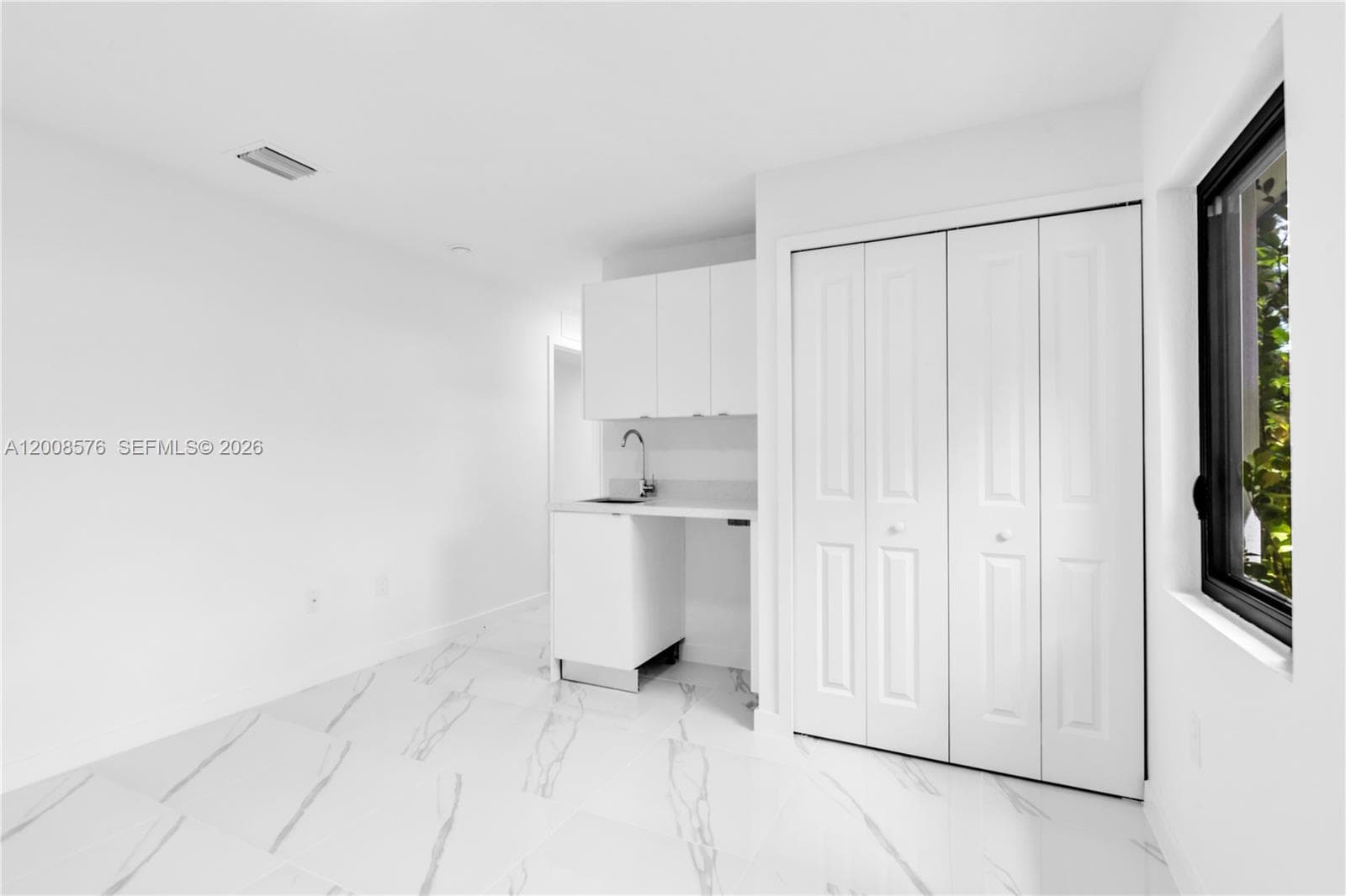 152 NW 18 St, Homestead FL 33030 — 16