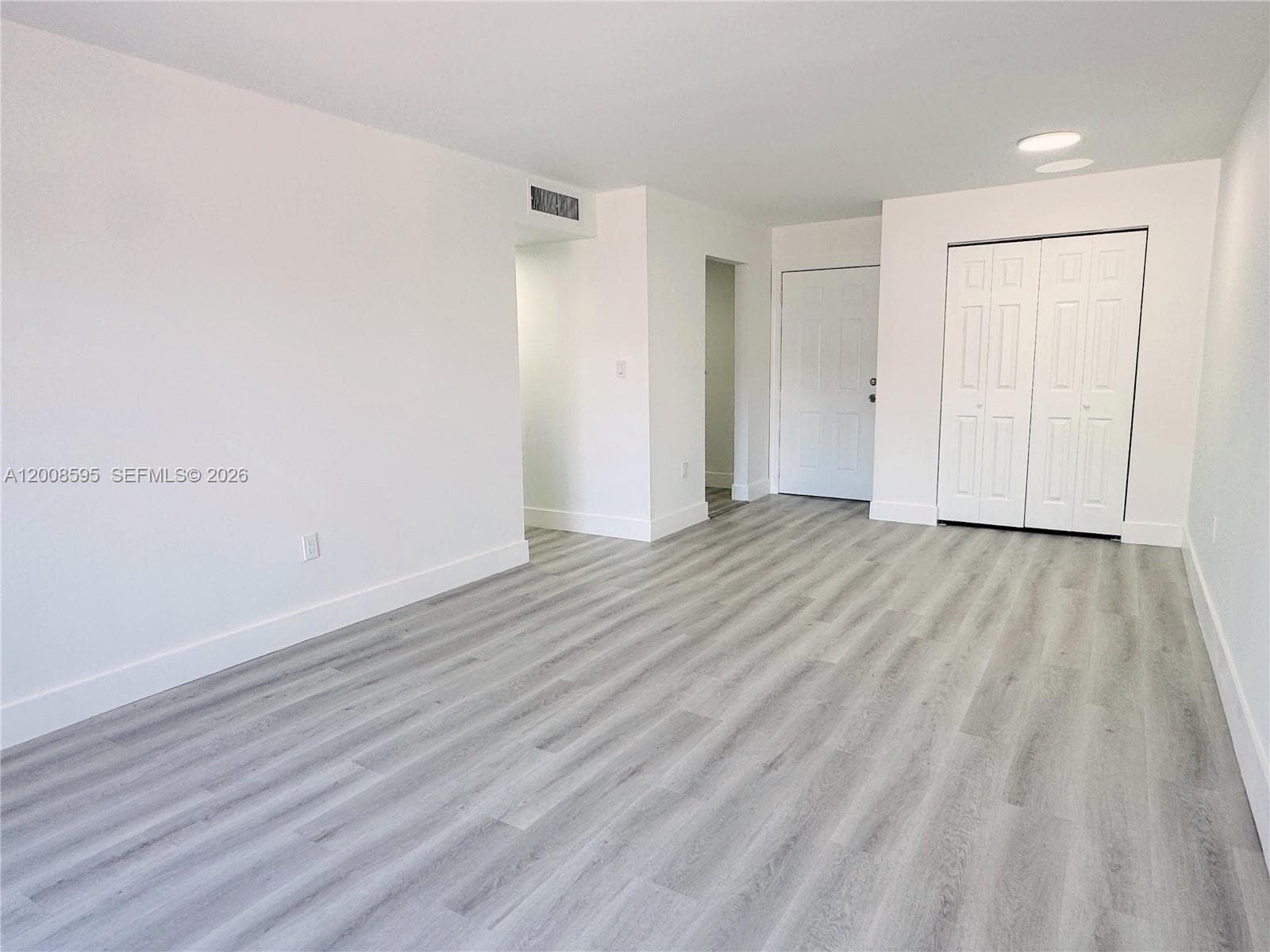 6095 W 18th Ave # S219, Hialeah FL 33012 — 18