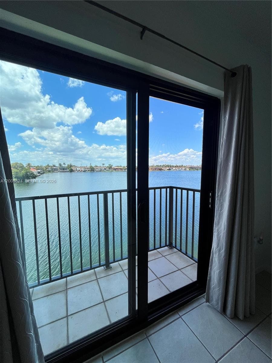 5580 W 26th Ct # 204, Hialeah FL 33016 — 16