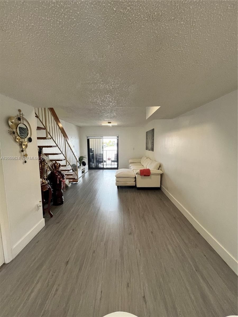 5580 W 26th Ct # 204, Hialeah FL 33016 — 3