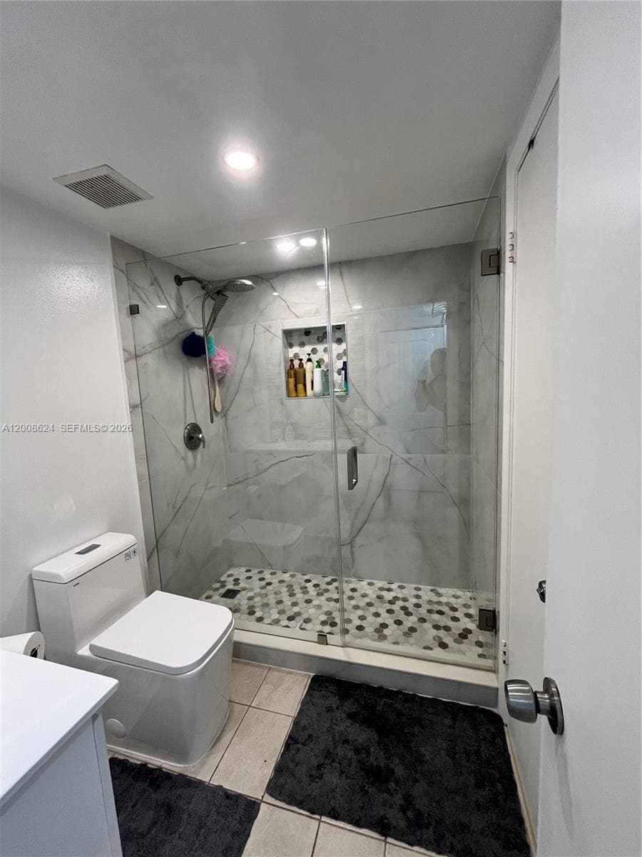 5580 W 26th Ct # 204, Hialeah FL 33016 — 10
