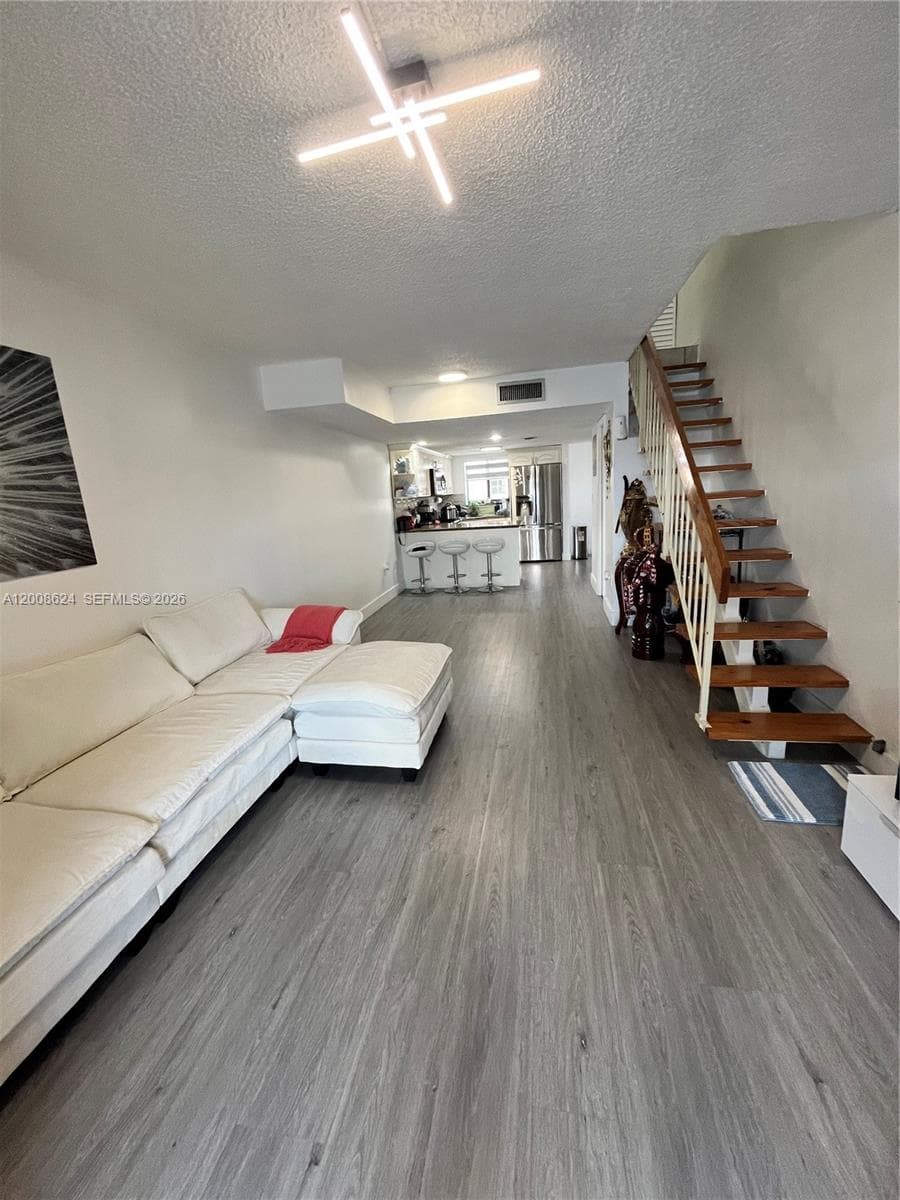 5580 W 26th Ct # 204, Hialeah FL 33016 — 8