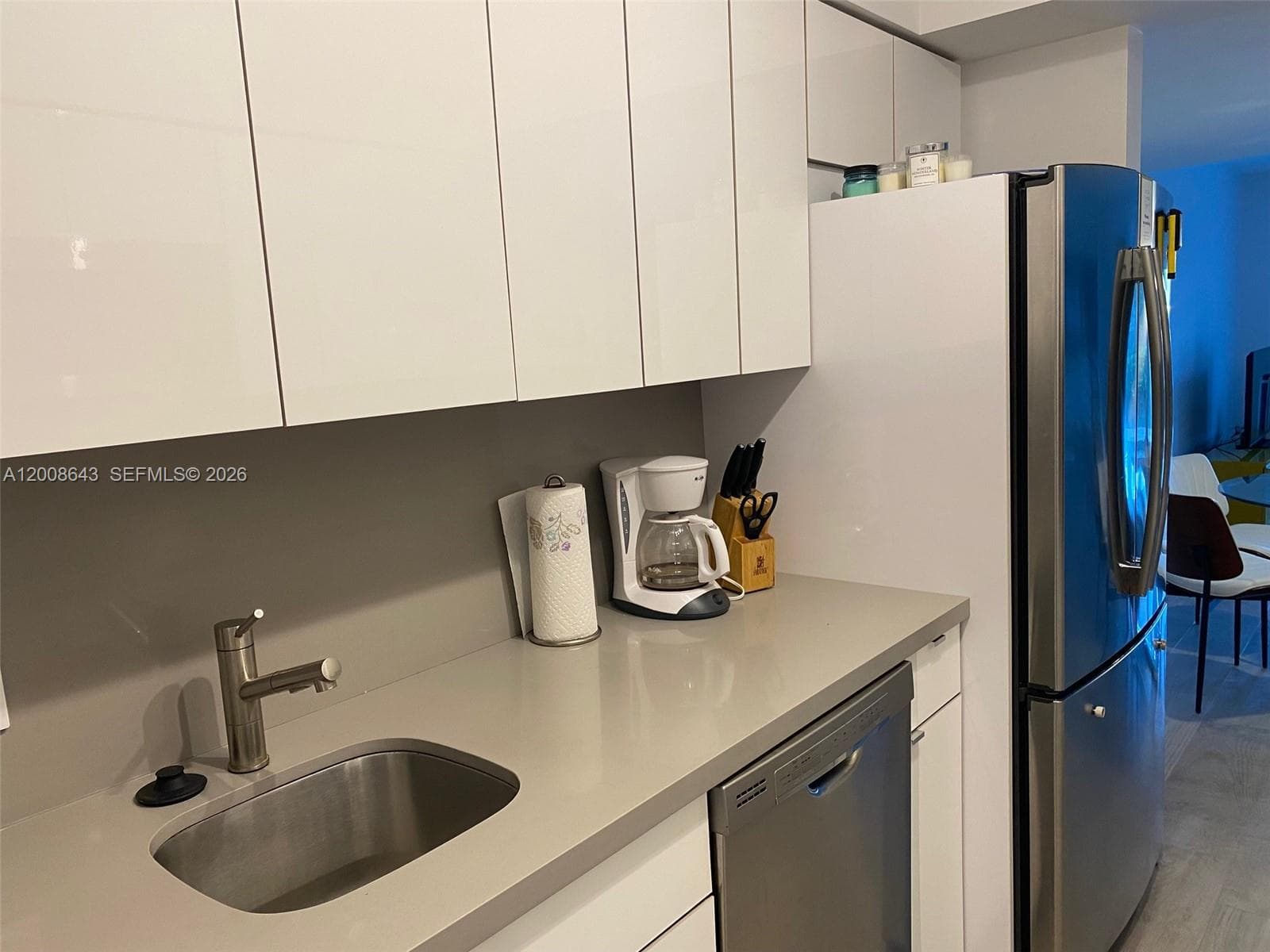 881 Ocean Dr, Key Biscayne FL 33149 — 10