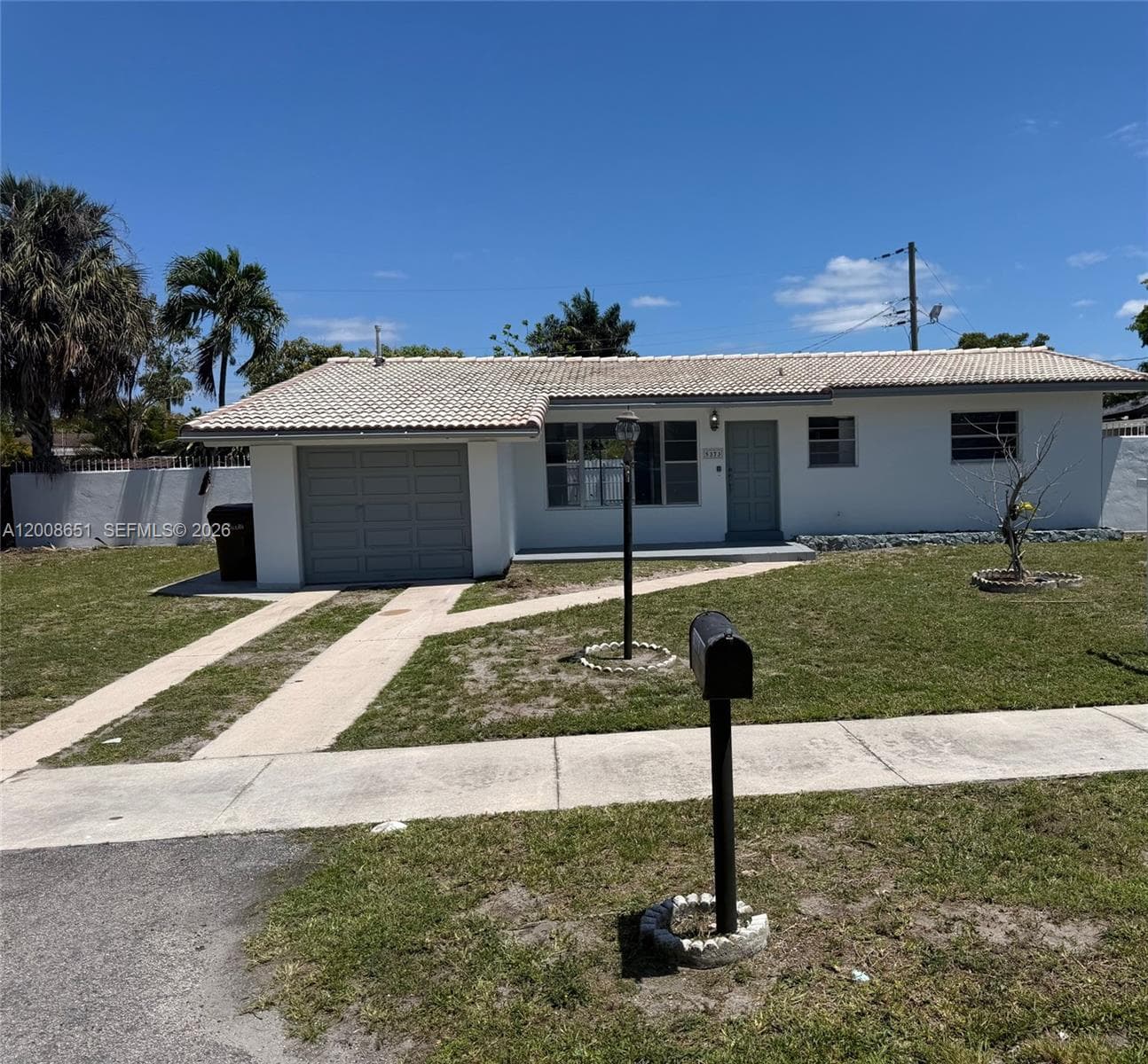 5373 W 10th Ct, Hialeah FL 33012 — 2