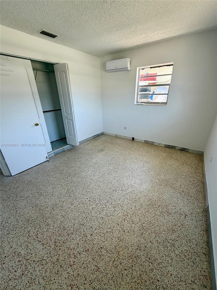 5373 W 10th Ct, Hialeah FL 33012 — 26