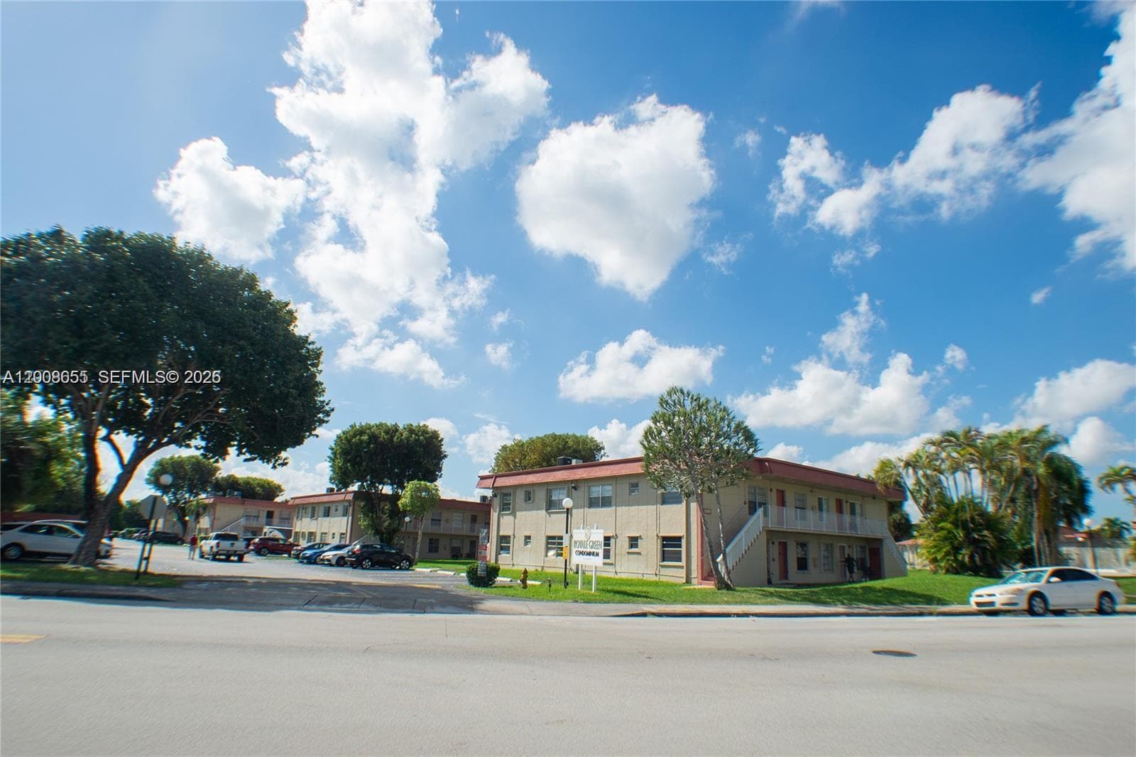 12800 SW 43rd Dr # B, Miami FL 33175 — 2