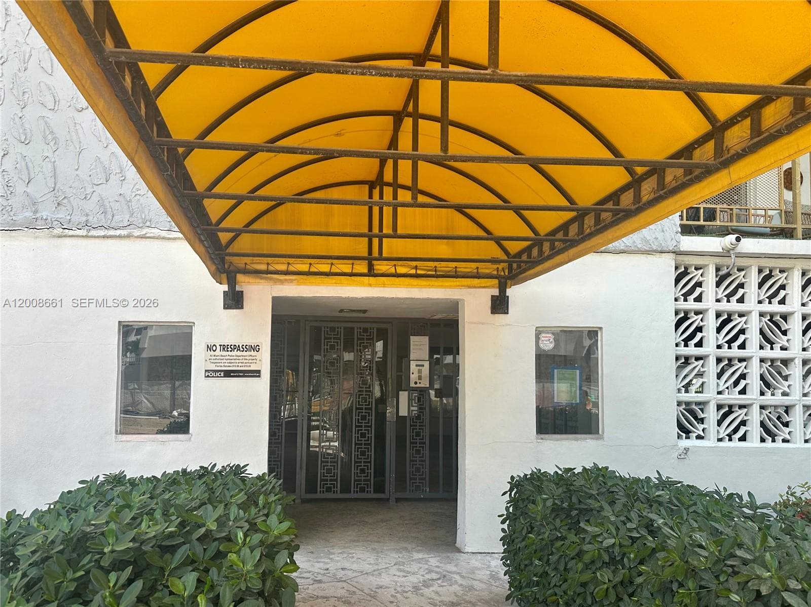 1340 Lincoln Rd # 400, Miami Beach FL 33139 — 2
