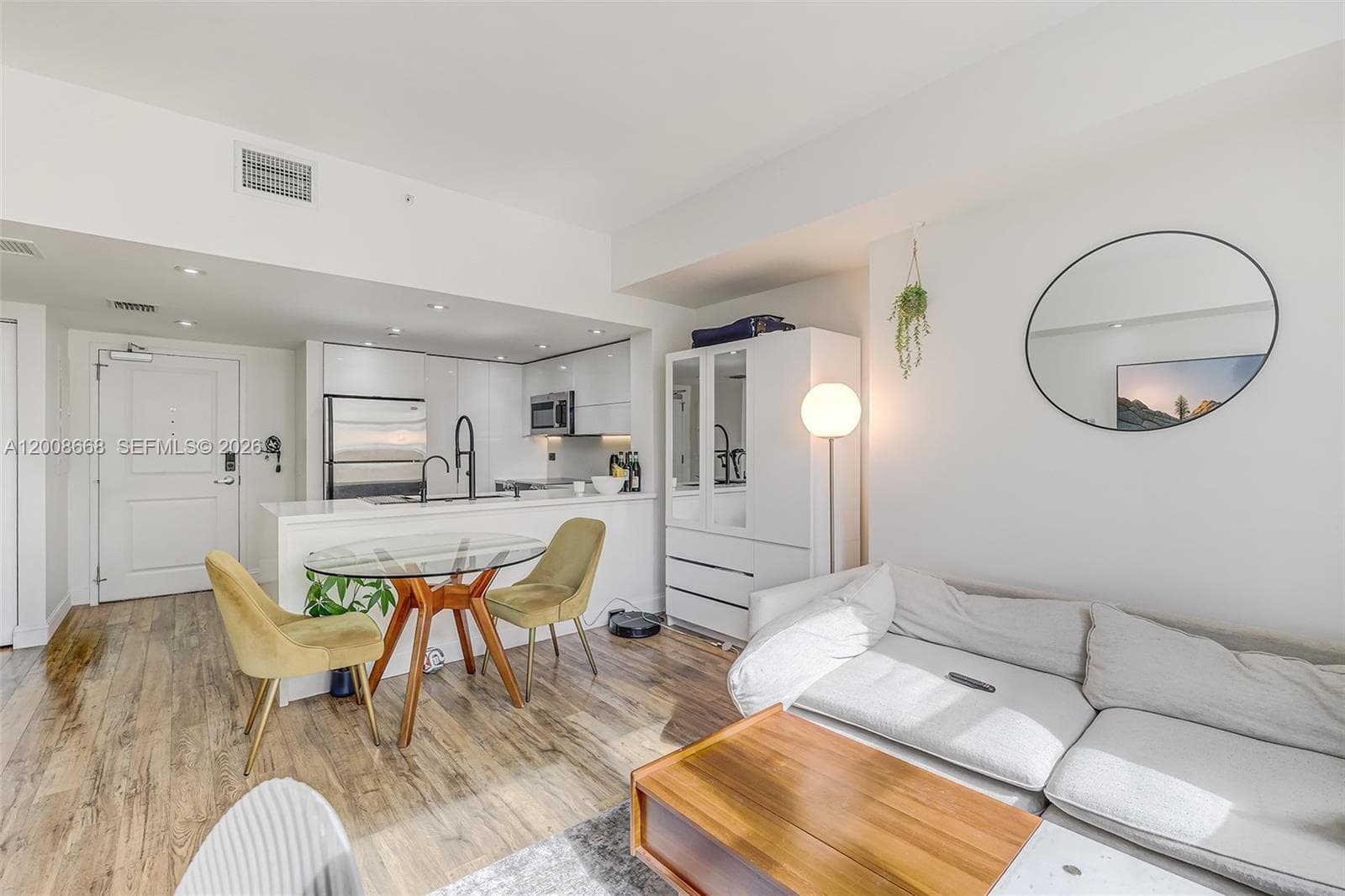 111 E Flagler St # 708, Miami FL 33131 — 7