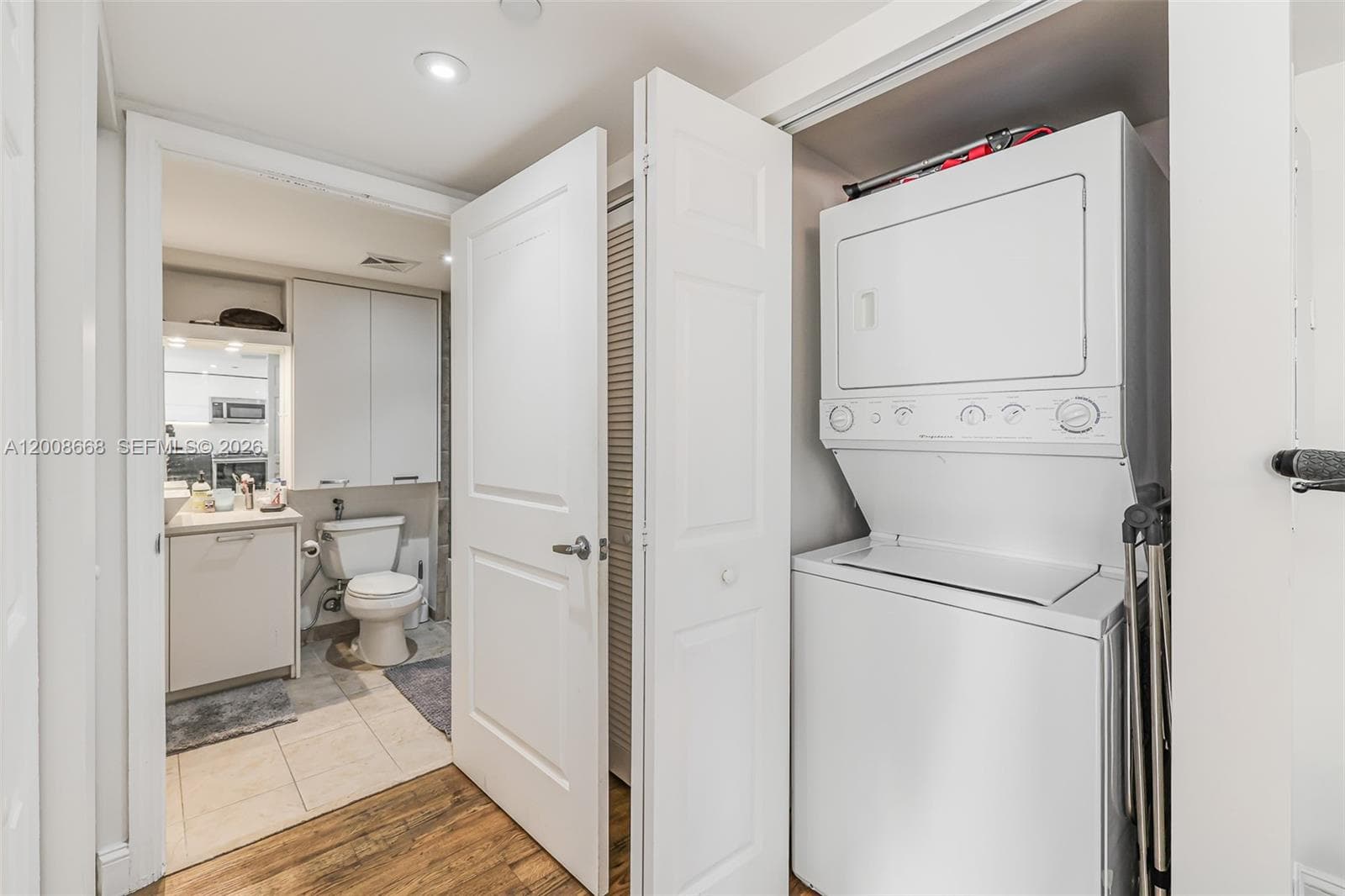 111 E Flagler St # 708, Miami FL 33131 — 14