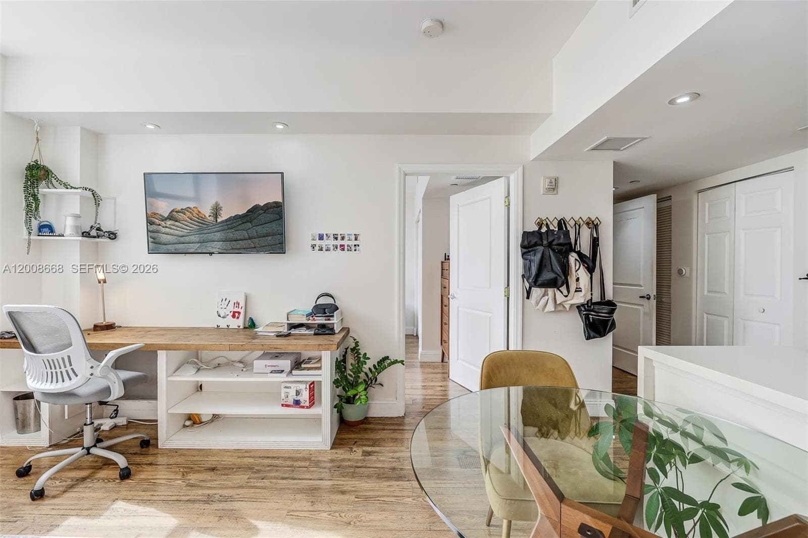 111 E Flagler St # 708, Miami FL 33131 — 11