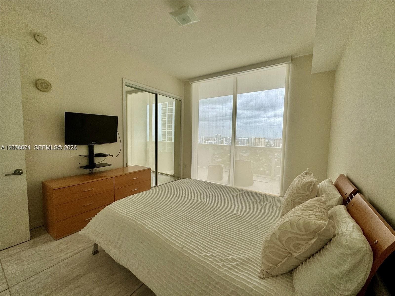 18101 Collins Ave # 4302, Sunny Isles Beach FL 33160 — 26