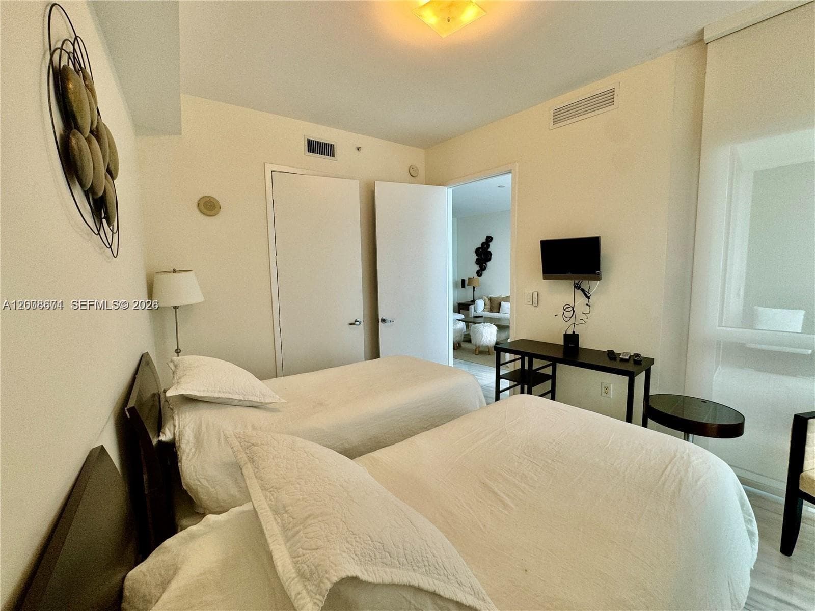 18101 Collins Ave # 4302, Sunny Isles Beach FL 33160 — 25