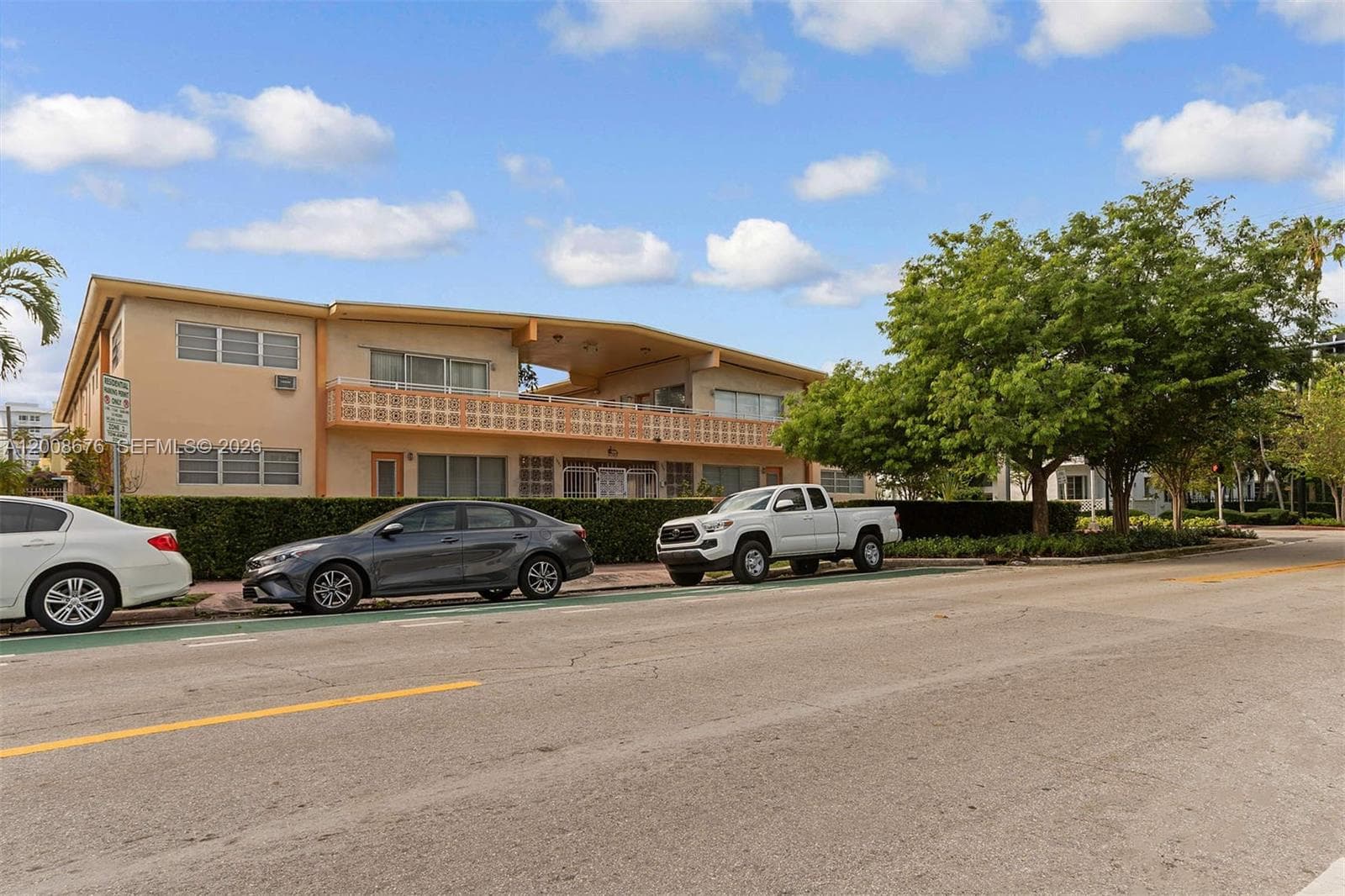1050 Pennsylvania Ave # 29, Miami Beach FL 33139 — 23