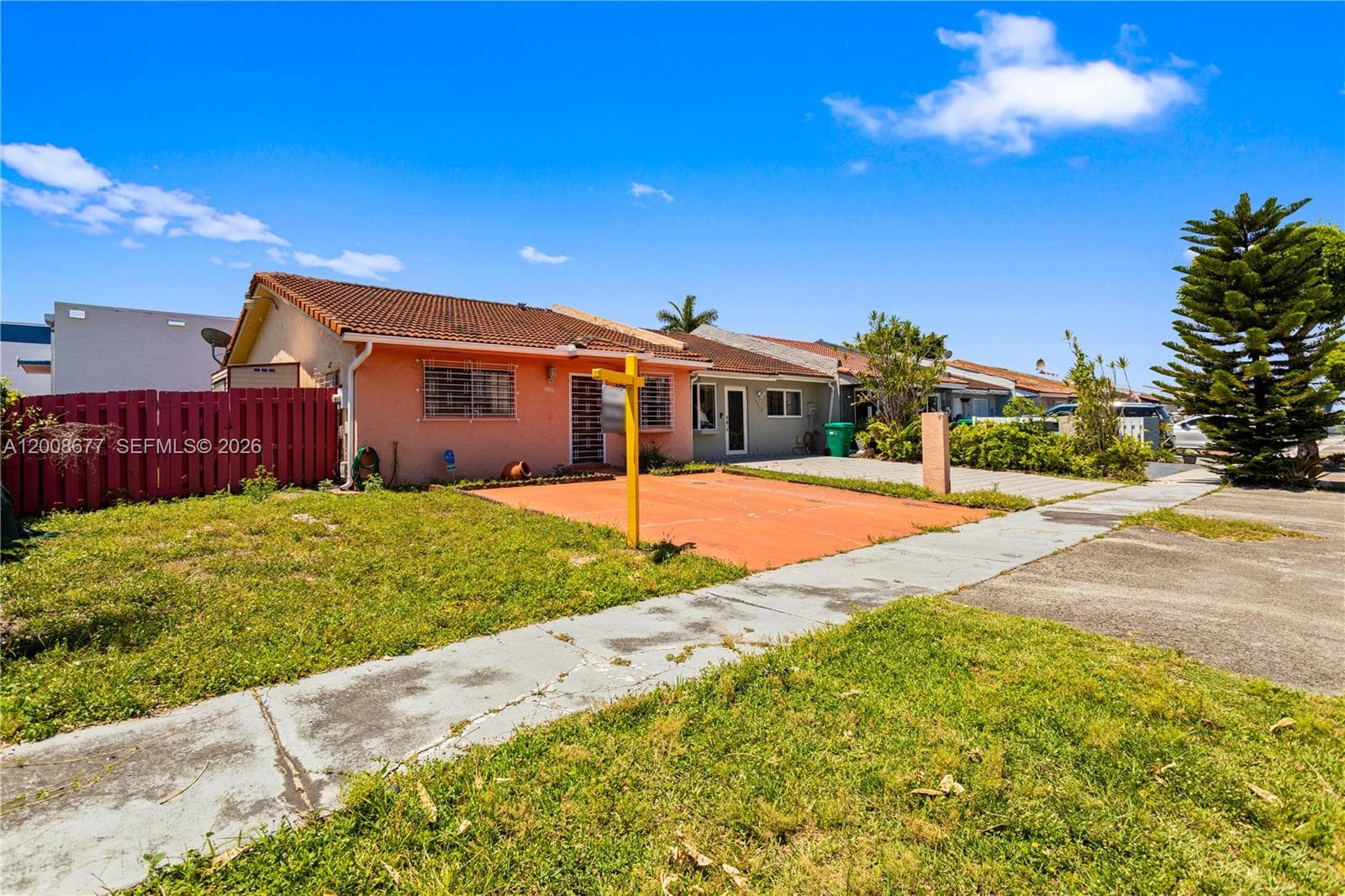 8800 NW 118th St, Hialeah Gardens FL 33018 — 2