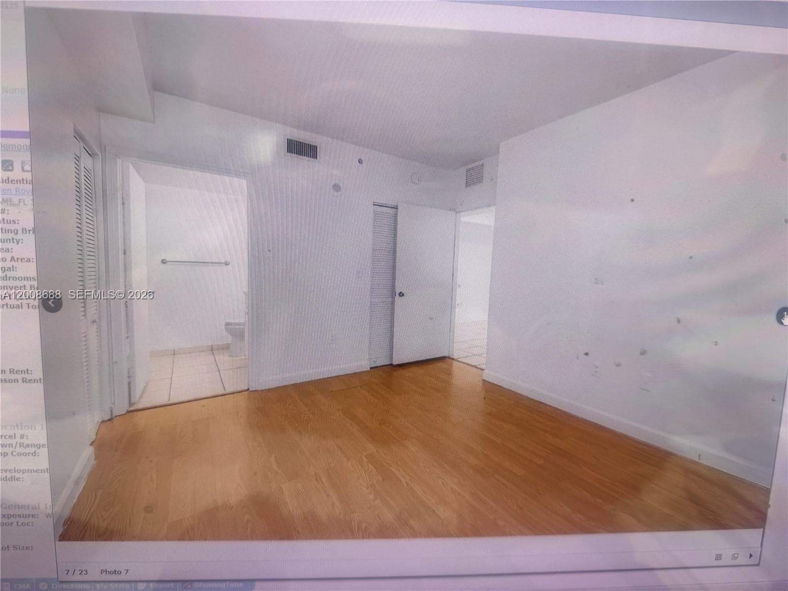1  GLENN ROYAL PARKWAY # 1405, Miami FL 33125 — 1
