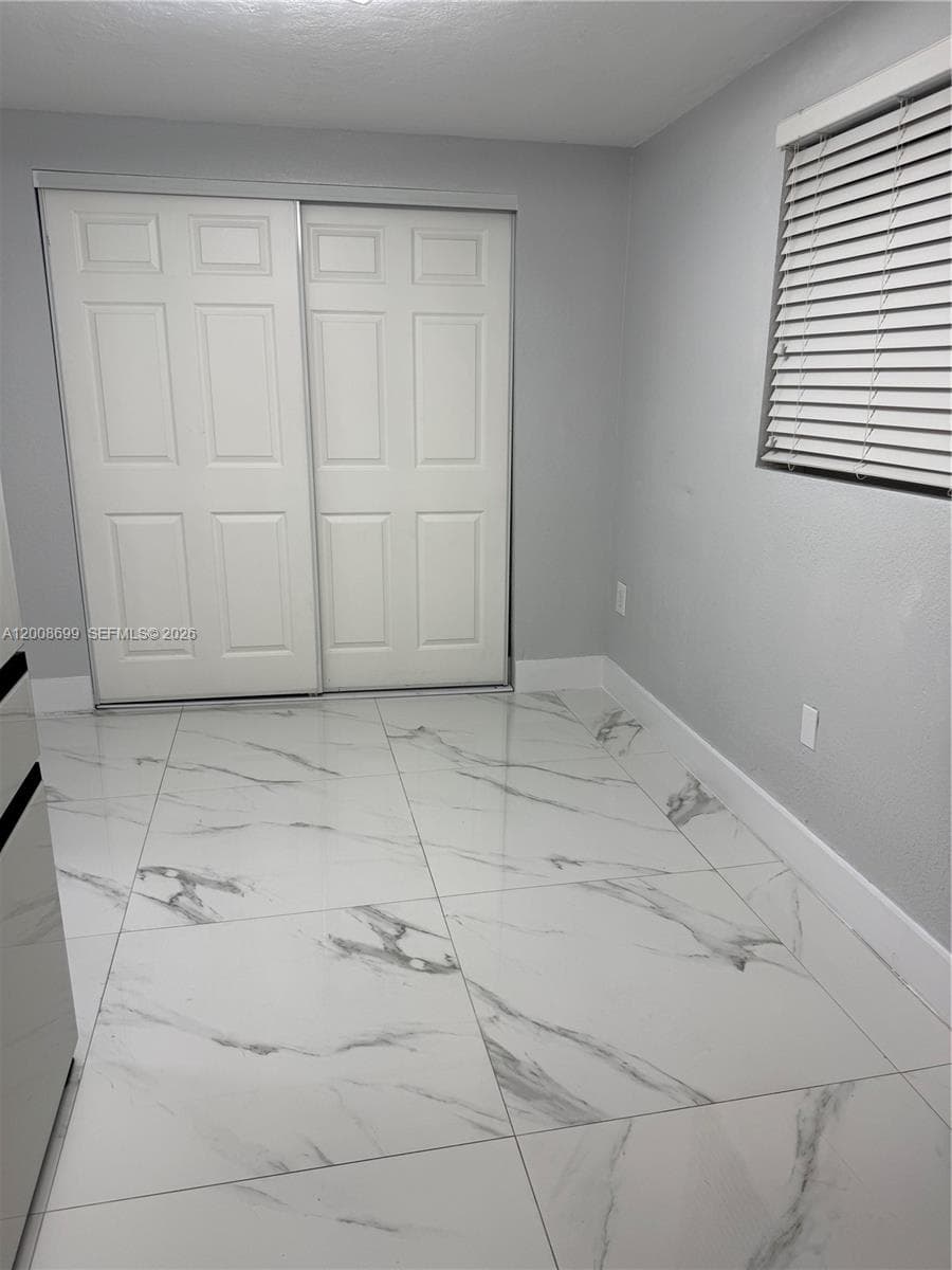 367 W 33rd St, Hialeah FL 33012 — 17