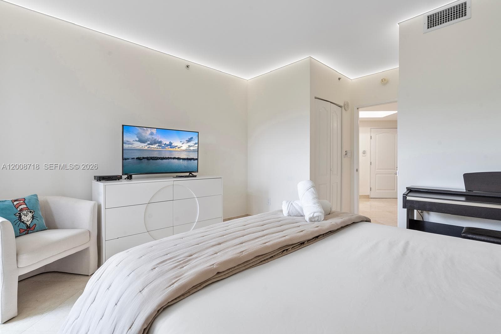 17555 Atlantic Blvd # 508, Sunny Isles Beach FL 33160 — 34