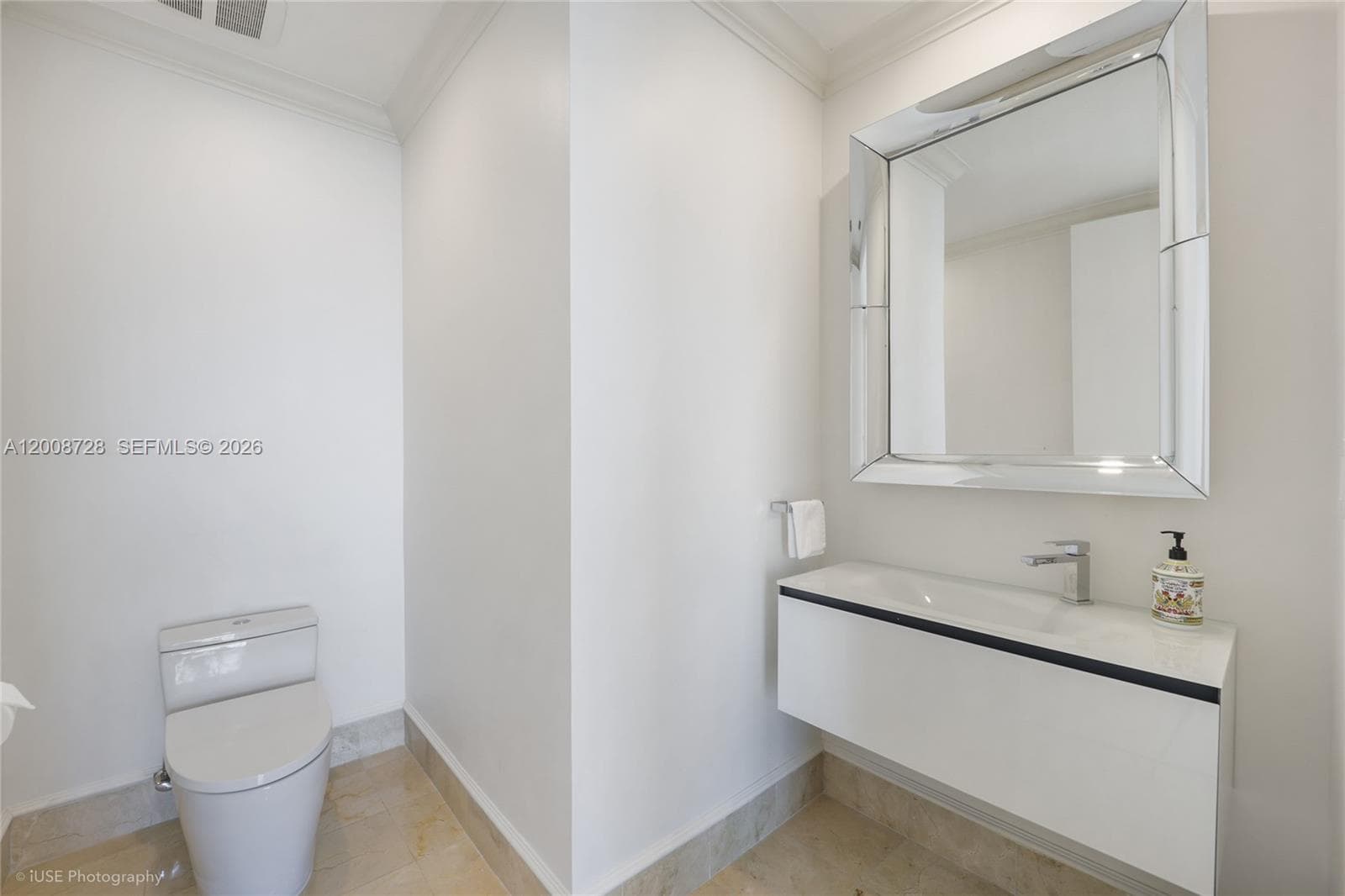 3400 SW 27th Ave # 2202, Miami FL 33133 — 19