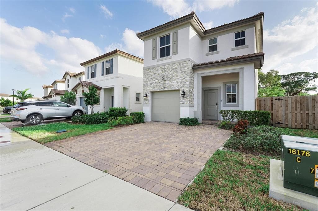 2441 NW 131st Circle # 2441, Miami FL 33167 — 3