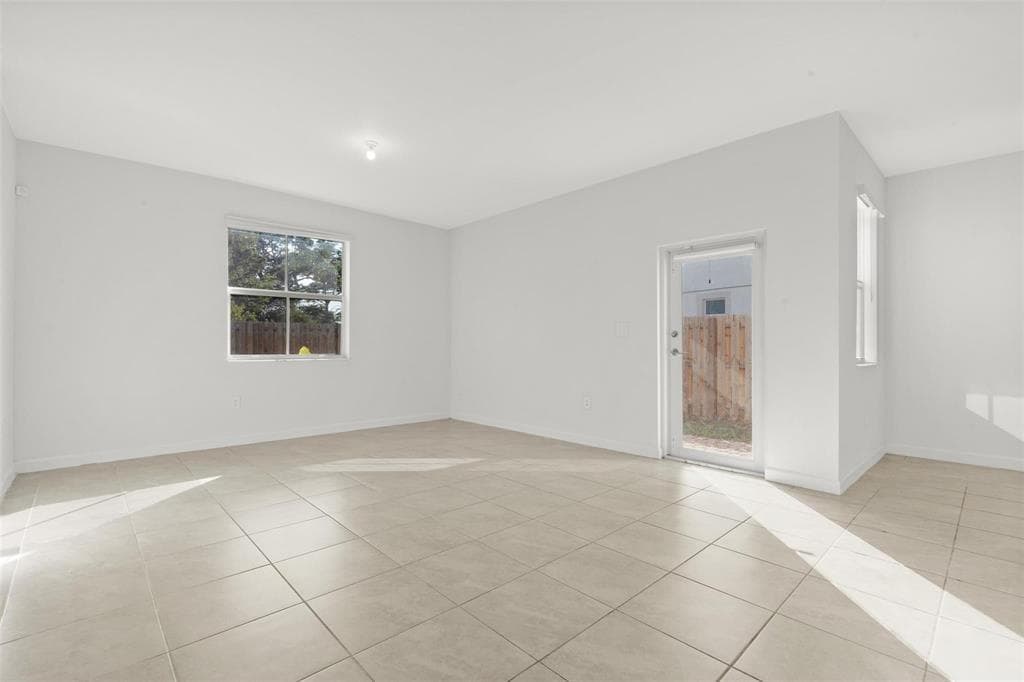 2441 NW 131st Circle # 2441, Miami FL 33167 — 10